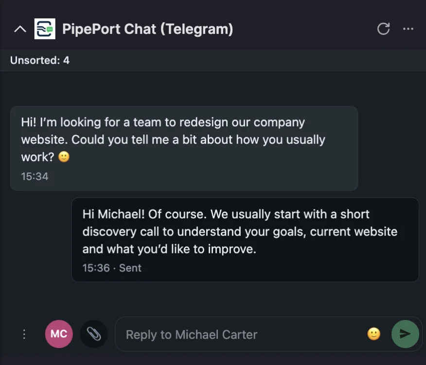 Панель PipePort Chat у Pipedrive: листування з клієнтом і поле відповіді
